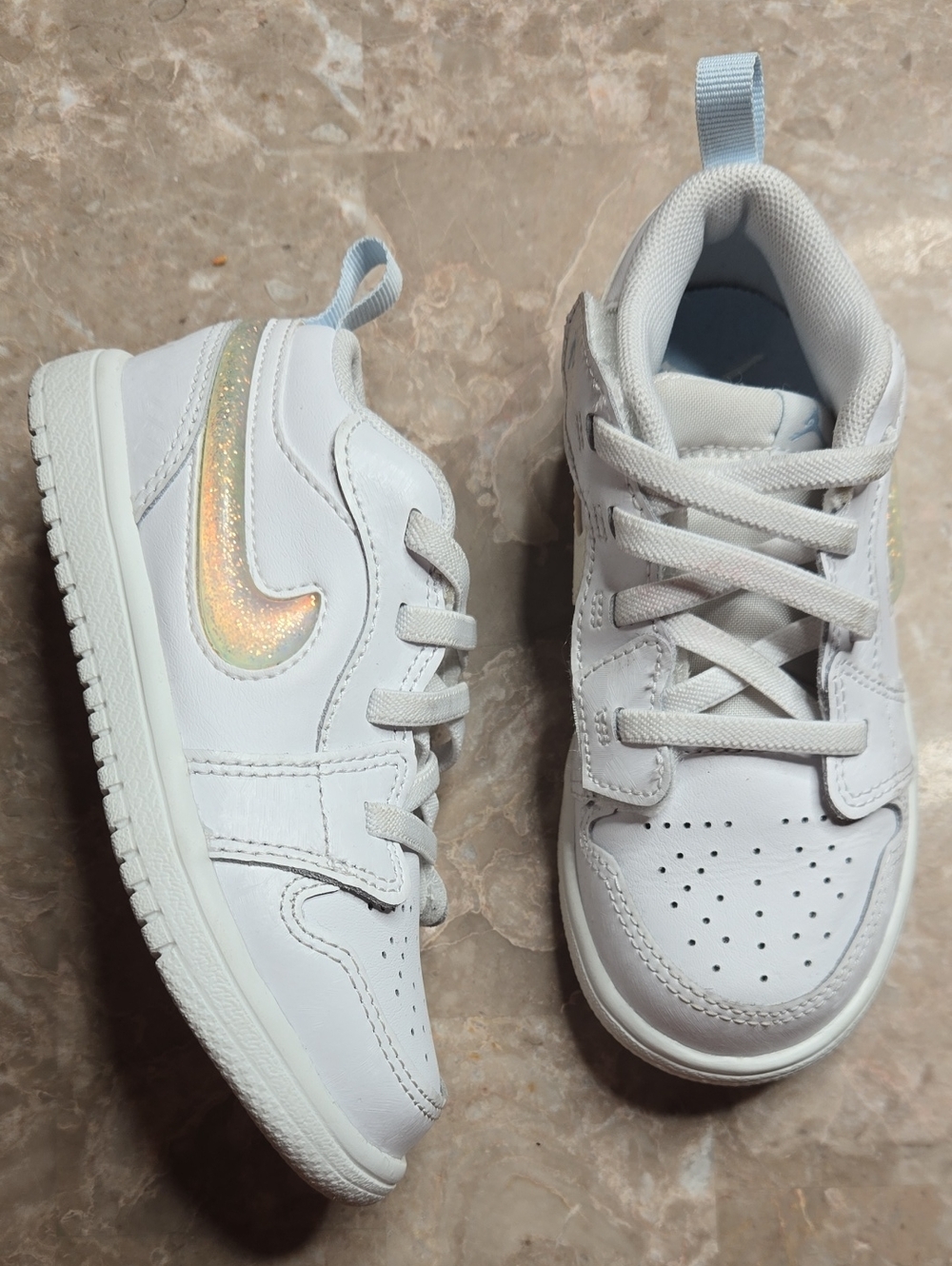 Nike White Classic Sneakers Leather Minimalist Design